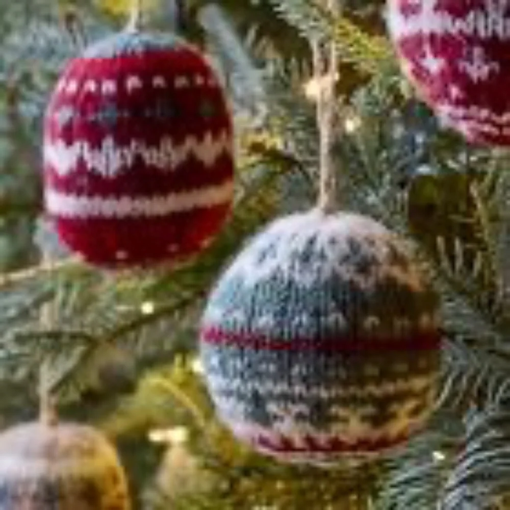 West Elm Fair Isle Knit Ball Christmas Ornaments Set of 4 NWT